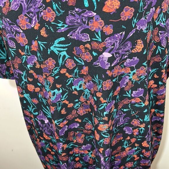 (3/$15) LulaRoe Irma size XXS. Floral print Oversized tunic - Picture 3 of 8